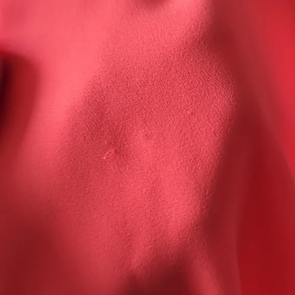 Express Sleeveless Top - Picture 8 of 9